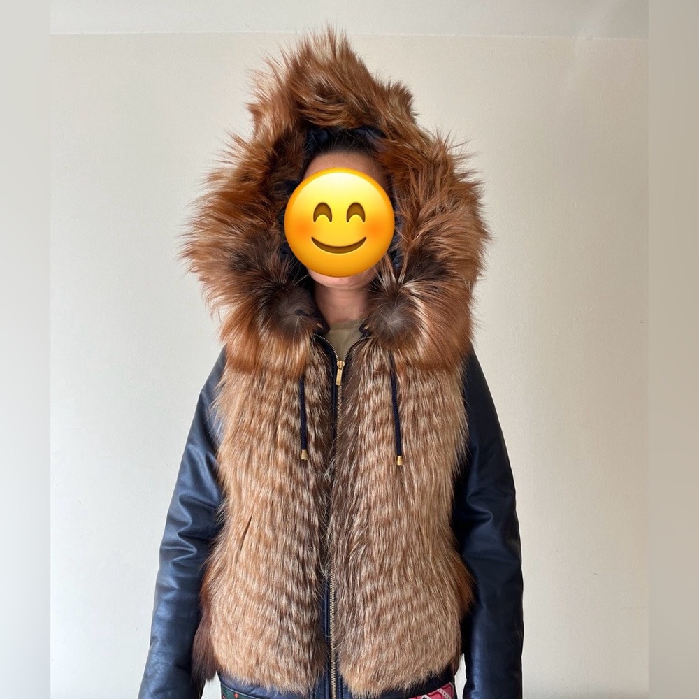 Real fur real leather women coat . Made in Turkey